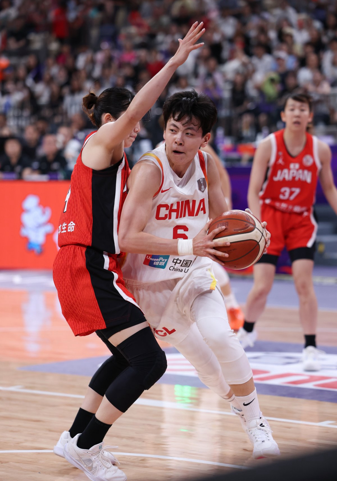 中国队绝杀日本队，辛杜关键制胜