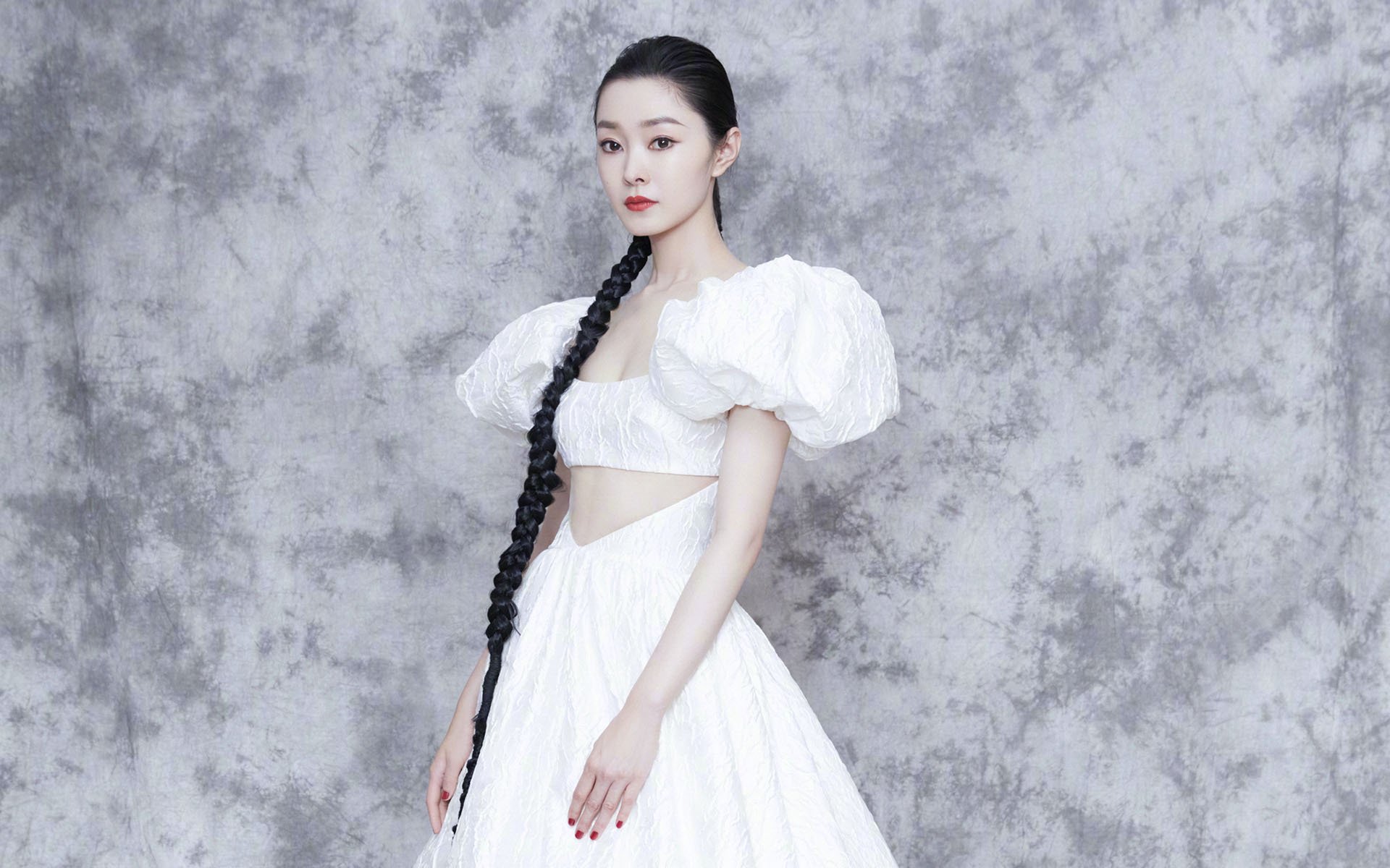 双城记，若日尼奥的冷酷公式与加纳的野性爆发