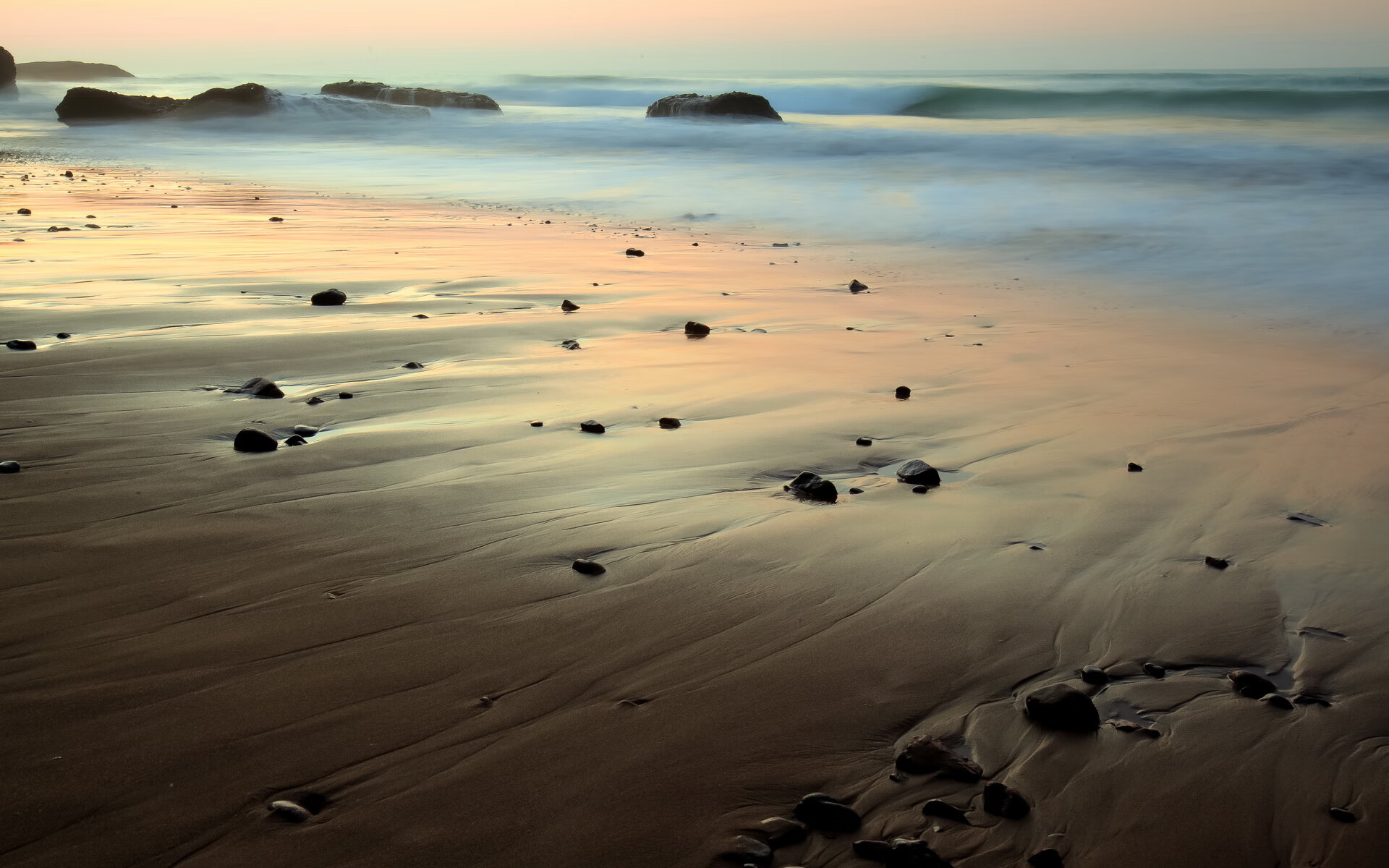 绿茵场的不可预测性，从巴尔韦德的个人爆发到澳大利亚的团队奇迹