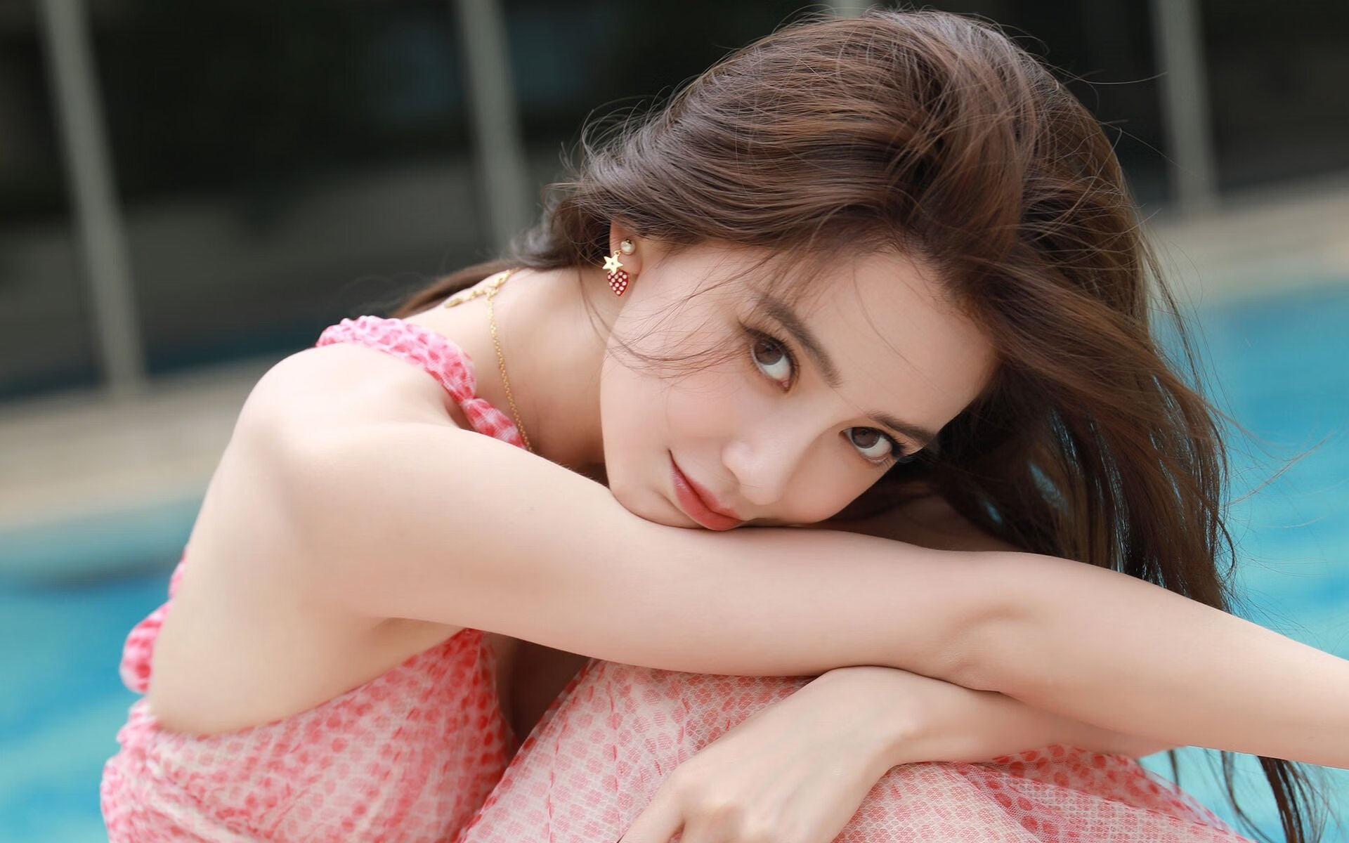 跨界传奇，NBA季后赛之夜的苏亚雷斯时刻